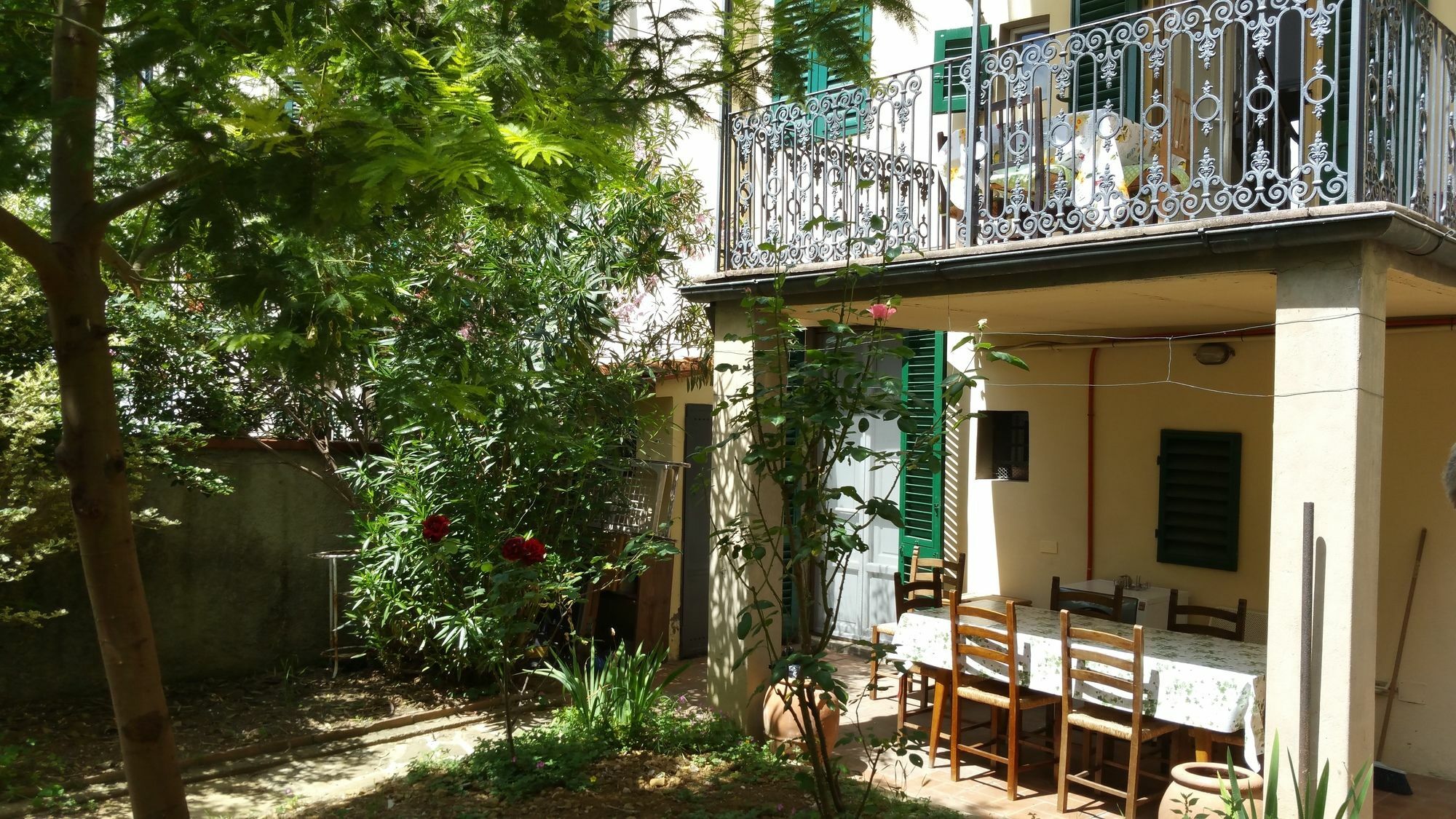 La Villa Nei Fiori Florencia Exterior foto